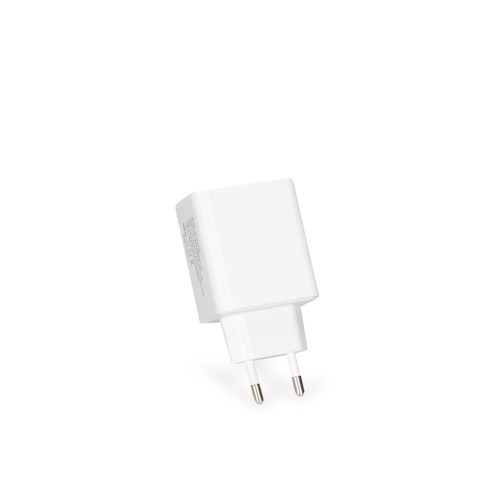 Carregador Turbo Com 4 Portas Personalizado