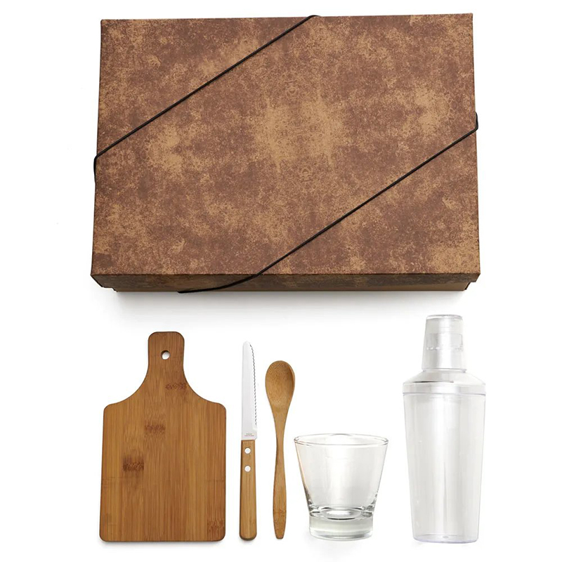 Kit Caipirinha e Drink Personalizado