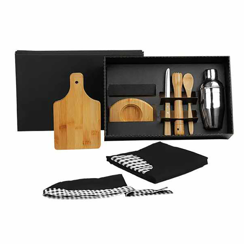 Kit Caipirinha em Bambu Com Avental e Bandana Personalizado