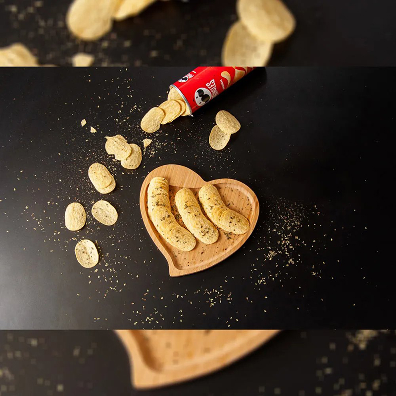 Petisqueira em Bambu Formato de Coração Personalizada